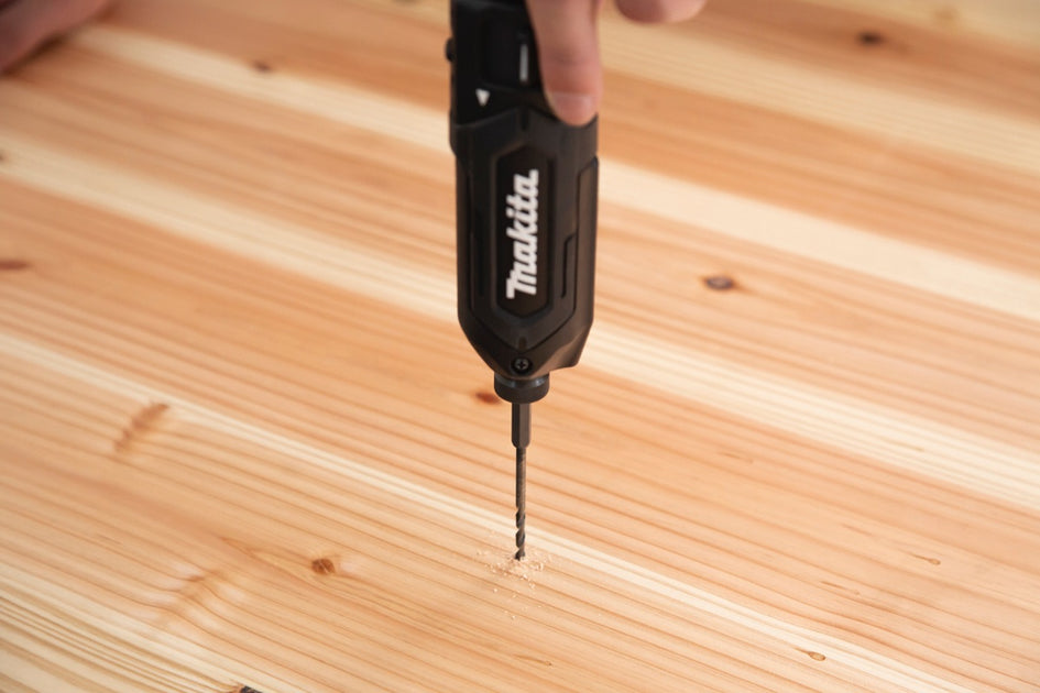 木材の天板に穴をあける方法 – KANADEMONO