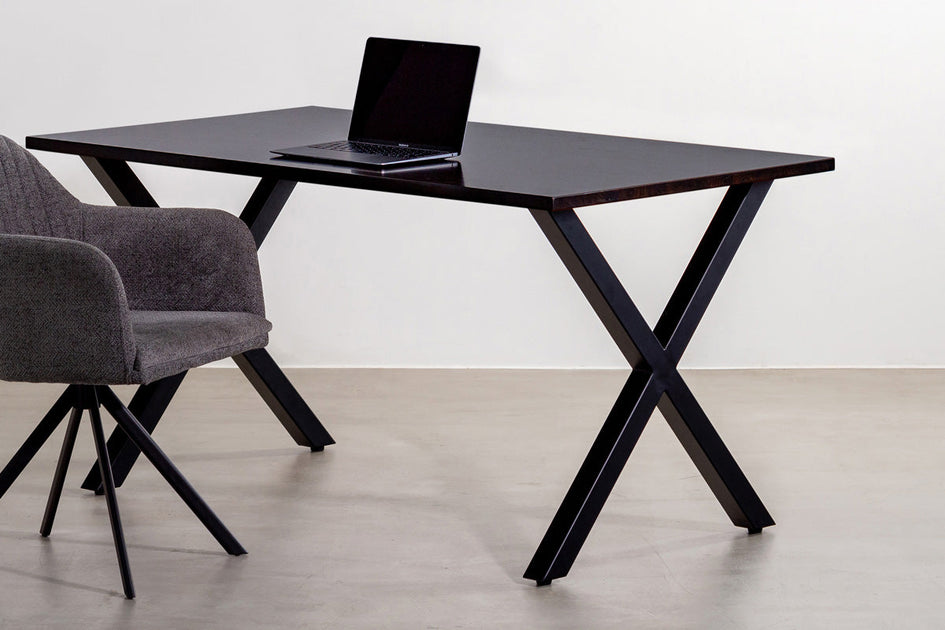 ミニマルなデザインでKANADEMONO 一番人気のテーブル脚