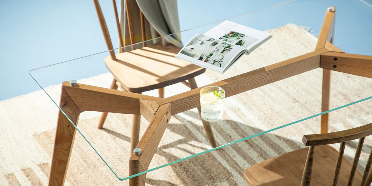 陽ざしを透かす夏のガラスインテリア – KANADEMONO