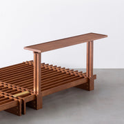 KOTAのSUNOKO BEDをカスタマイズするAdd-onシリーズのブラウンカラーの木製ロングテーブル１