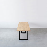Kanademonoのラバーウッド アッシュグレー天板とブラック脚を組み合わせたシンプルモダンな幅連結タイプの特大テーブル（側面）