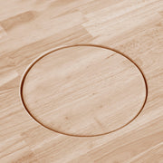 Kanademonoのラバーウッド材Ashスクエア天板とブラックの4pinトライアングルアイアン脚を組み合わせた、直径80-100cmの猫穴付きカフェテーブル（猫穴クローズ時）