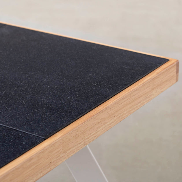 THE LOW TABLE / インド産 黒みかげ石 × ラバーウッド × Black Steel