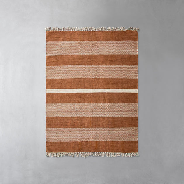 Warm Border Wool Rug – KANADEMONO