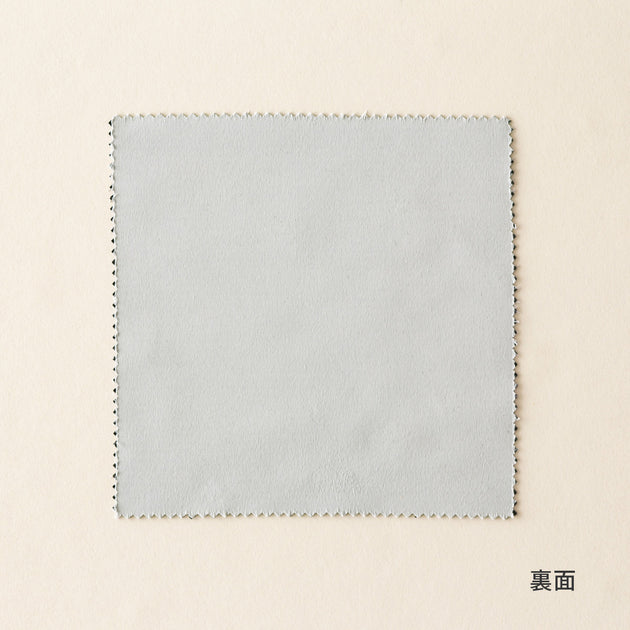 SAMPLE / シャンタン織 遮光 プリーツカーテン – KANADEMONO