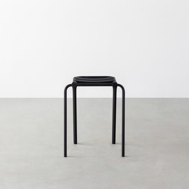 DUENDE BENT STOOL フレキシブルな スツール – KANADEMONO