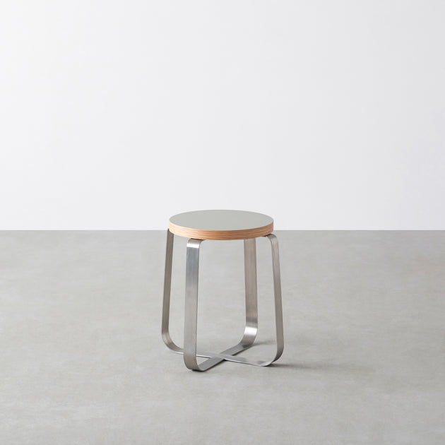 THE STOOL / リノリウム 全32色 × Stainless Standard – KANADEMONO