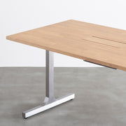 KANADEMONOの配線孔BROCK&TRAY付きのラバーウッド材アッシュグレー天板とI型ステンレス脚を組み合わせたテーブル（天板と脚）