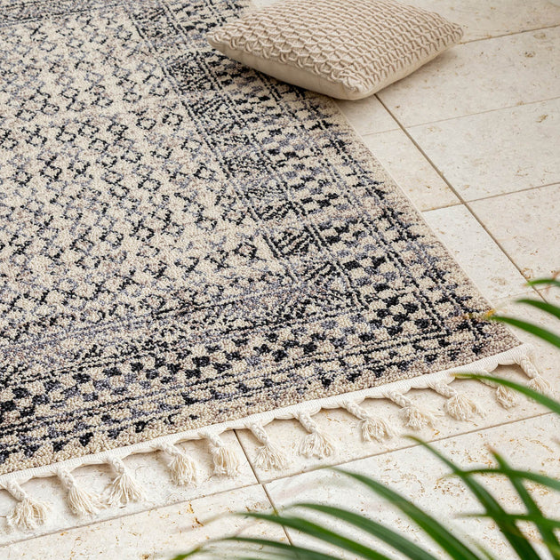 Contemporary Diamond Checkers Rug - Ivory 120×180 – KANADEMONO