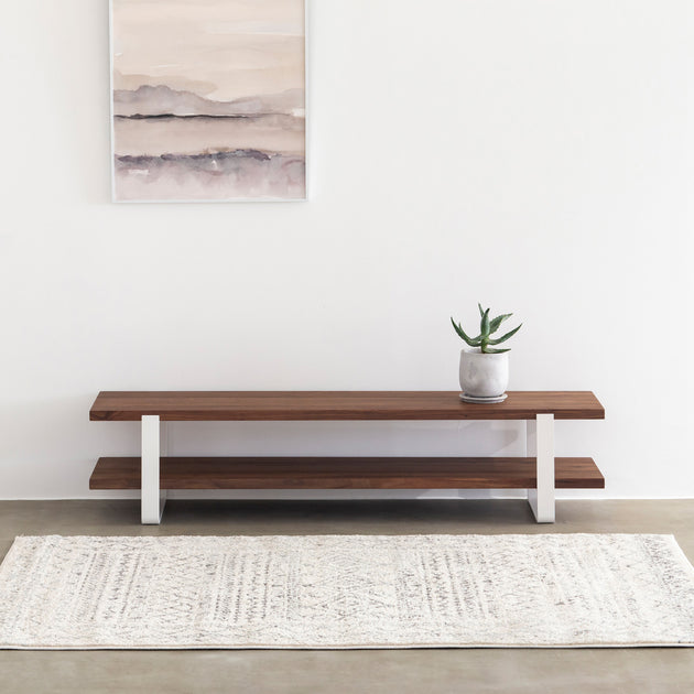 KanademonoWalnut_WhiteLeg_TVst