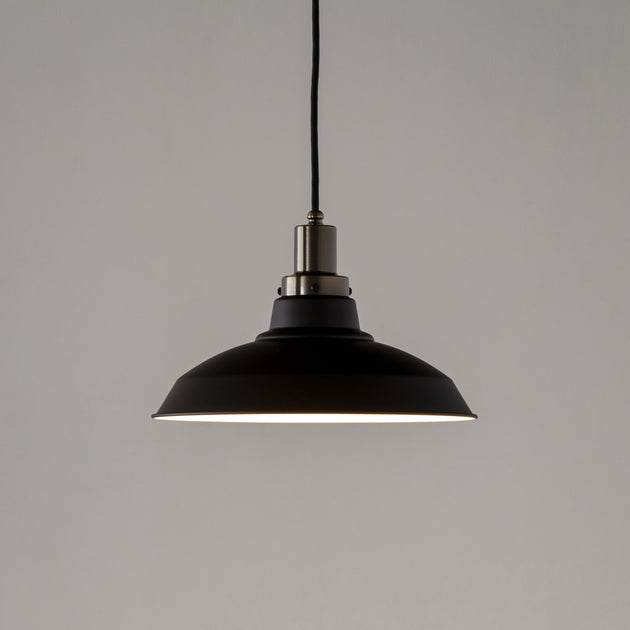 Wide Round Shape Pendant Light – KANADEMONO