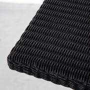 かなでものの丁寧に編み上げた人工ラタン繊維を使用したテーブルトップ・クローズアップ2