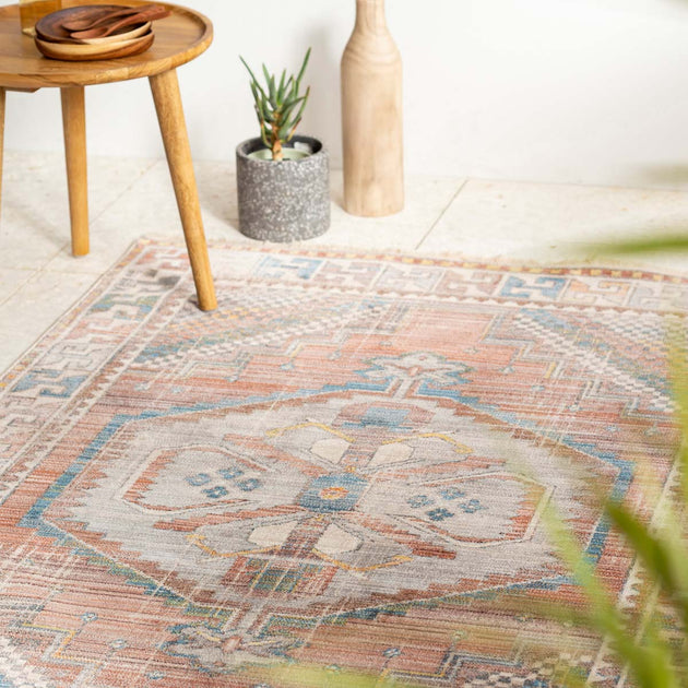 Retro Modern Omble Rug 120×180 – KANADEMONO