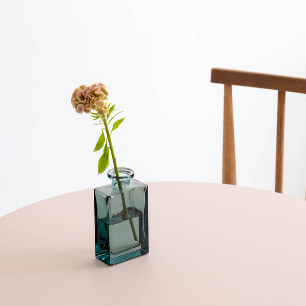 暮らし」×「花」 ガラス フラワーベース グリーン BOTTLE – KANADEMONO