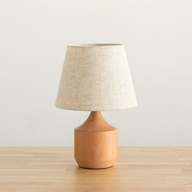 kanademono テーブルランプ Fabric × Wood プリーツデザイン テーブルランプ – KANADEMONO