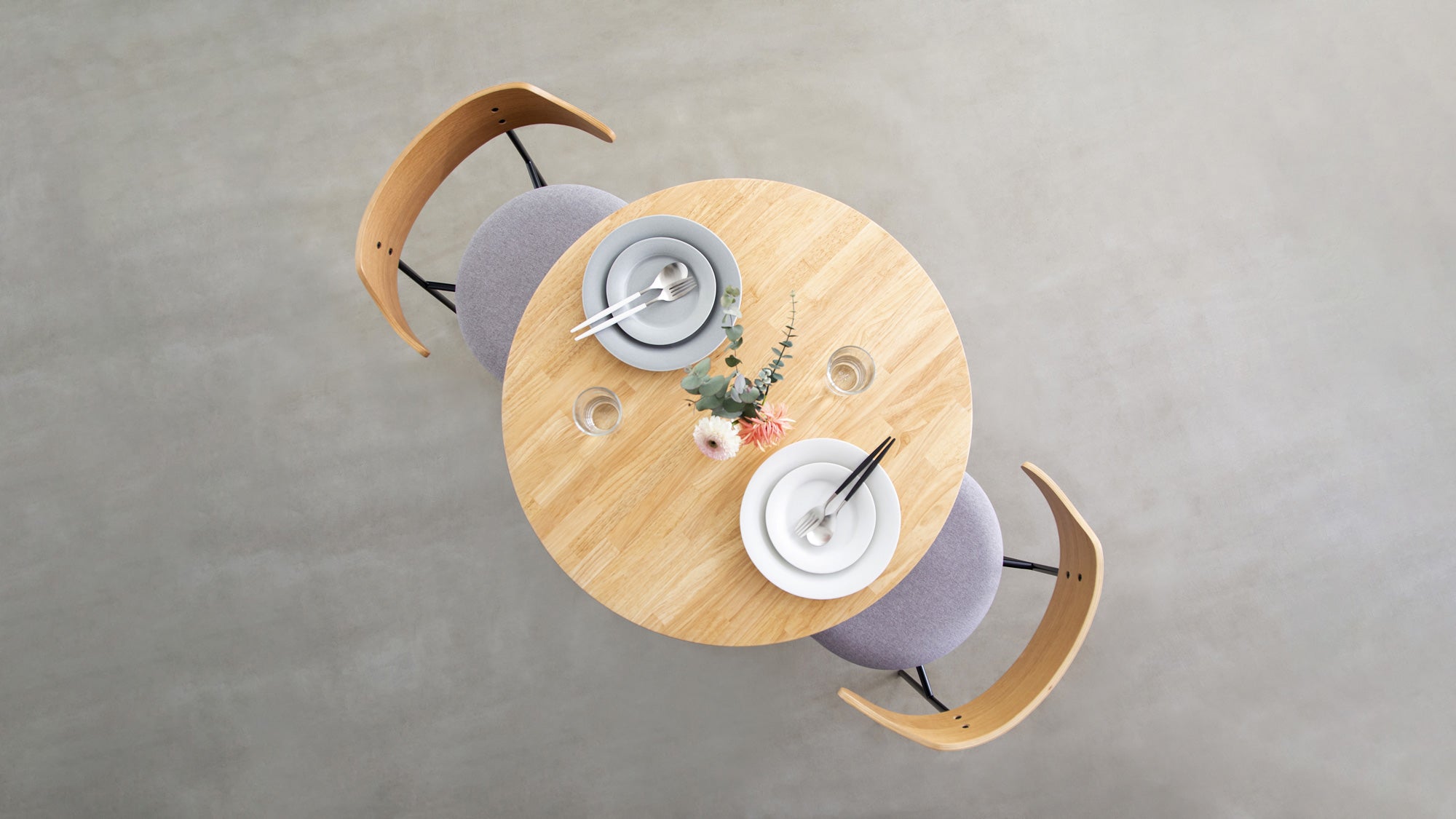 ROUND CAFE TABLE Φ80cm – KANADEMONO