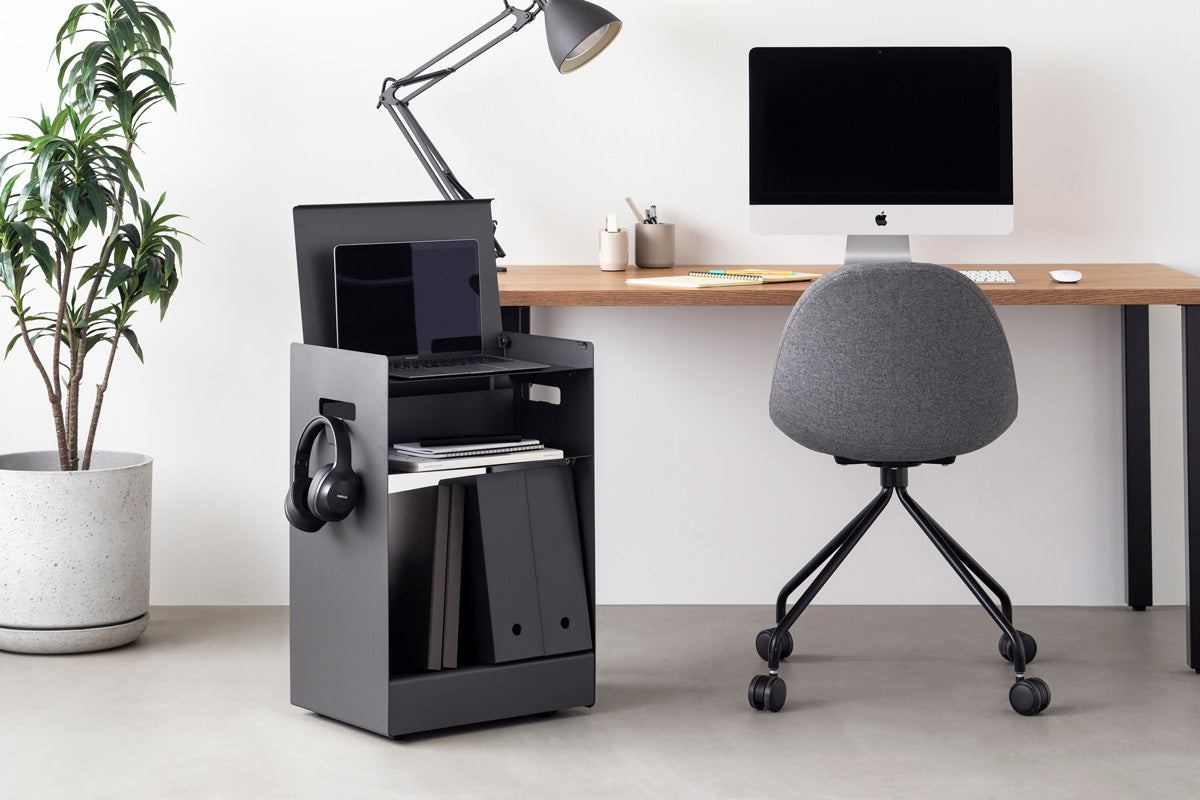 デスク上を気持ちよくおしゃれなキャビネットワゴン – KANADEMONO