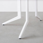THE CAFE TABLE / くるみ　White Steel 4本脚 × ラウンド φ81 - 90
