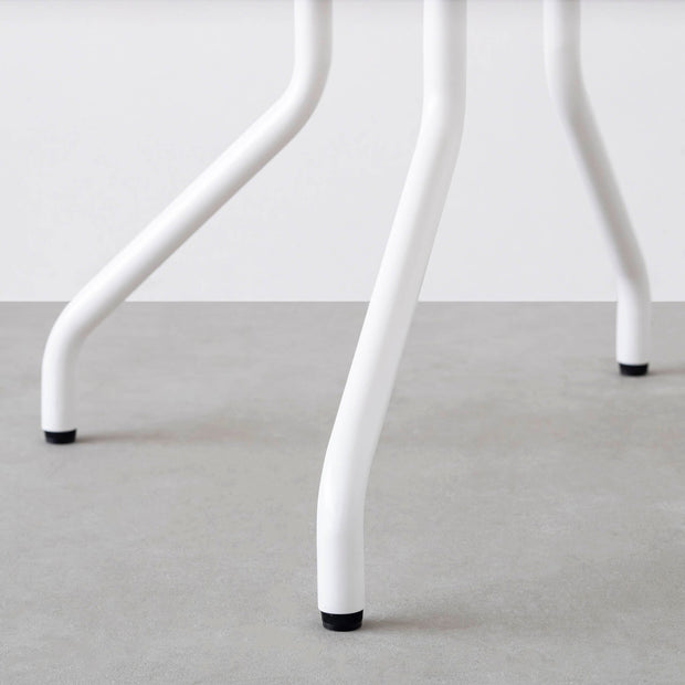 THE CAFE TABLE / ニューギニアウォルナット　White Steel 4本脚 × ラウンド φ81 - 90