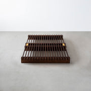 KOTAのシンプルで風格あるデザインのブラックブラウンカラーの木組みSUNOKOベッドセミダブル２