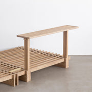 KOTAのSUNOKO BEDをカスタマイズするAdd-onシリーズのアッシュグレーカラーの木製ロングテーブル１