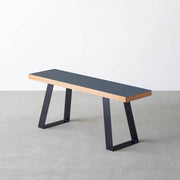 Kanademonoのリノリウムのベンチ