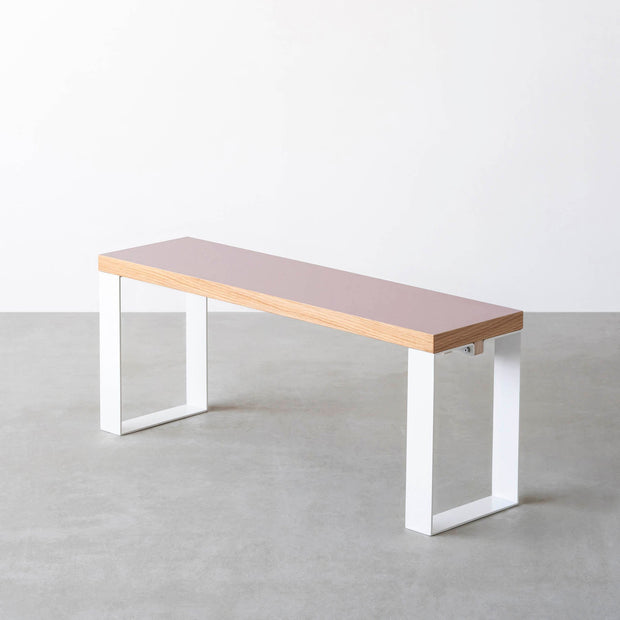 Kanademonoのリノリウムのベンチ