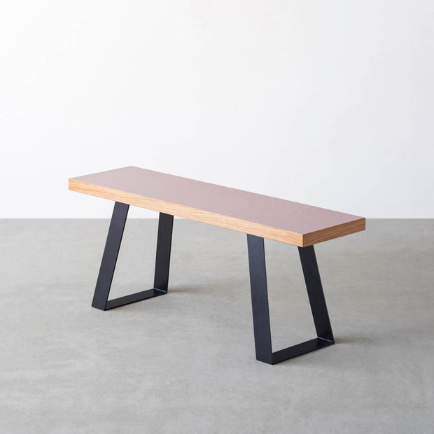 Kanademonoのリノリウムのベンチ