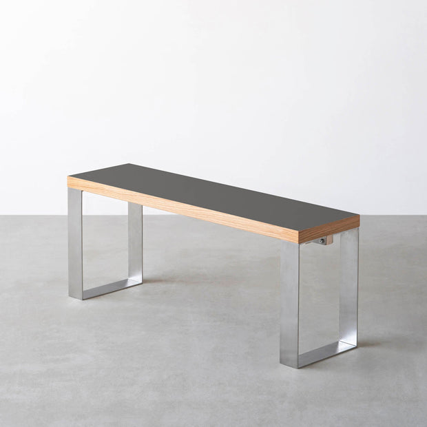 Kanademonoのリノリウムのベンチ