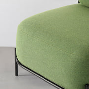 シンプルモダンなグリーンのラウンジチェア（座面）