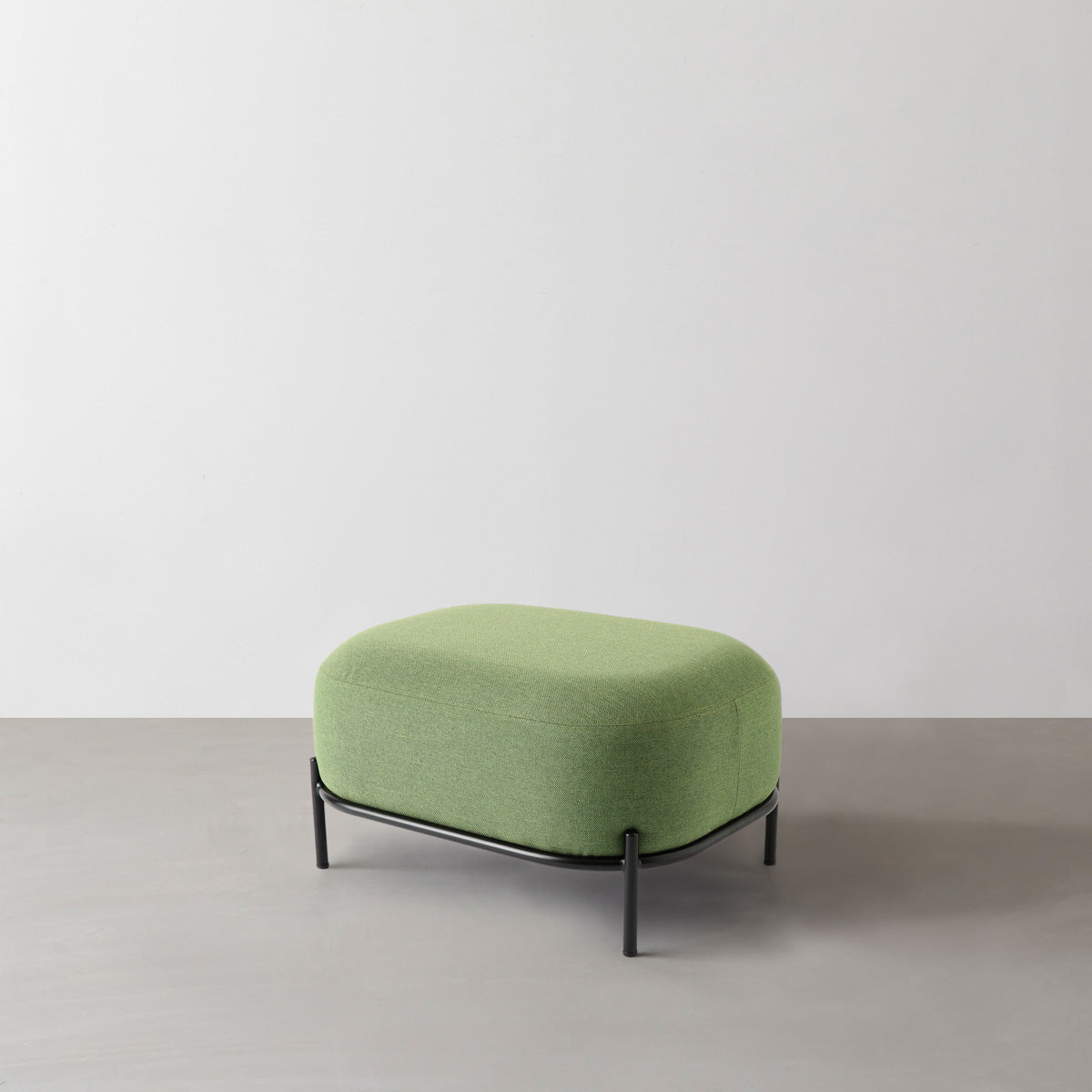 Friendly - Cushion　爽やかなカラーの オットマン　Green