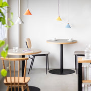 THE CAFE TABLE / リノリウム 全24色　Black Steel 1本脚 × ラウンド φ61 - 70