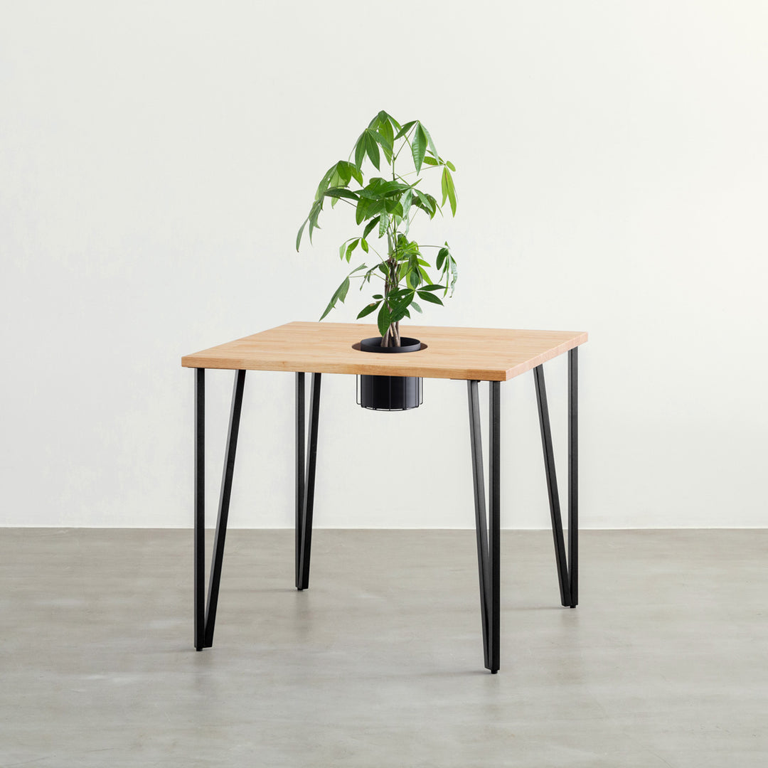 THE CAFE TABLE / ラバーウッド Black Steel トライアングル Straight