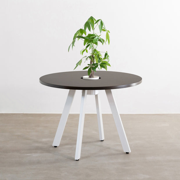 THE CAFE TABLE / 天然木シリーズ　White Steel 4pin × ラウンド φ81 - 100　ワイヤーバスケット＋鉢カバー付き