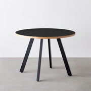 THE CAFE TABLE / リノリウム 全24色　Black Steel 4本脚 × ラウンド φ81 - 100