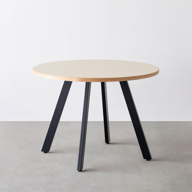 THE CAFE TABLE / リノリウム 全24色　Black Steel 4本脚 × ラウンド φ81 - 100