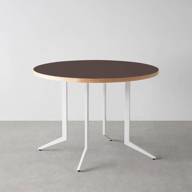THE CAFE TABLE / リノリウム 全24色　White Steel 4本脚 × ラウンド φ81 - 100