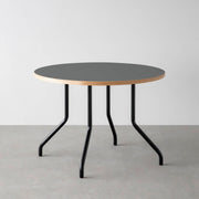 THE CAFE TABLE / リノリウム 全24色　Black Steel 4本脚 × ラウンド φ81 - 100