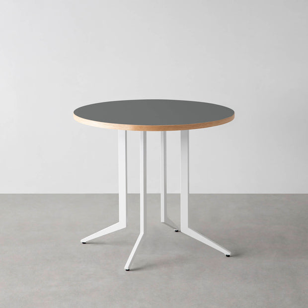 THE CAFE TABLE / リノリウム 全24色　White Steel 4本脚 × ラウンド φ61 - 80