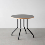 THE CAFE TABLE / リノリウム 全24色　Black Steel 4本脚 × ラウンド φ61 - 80