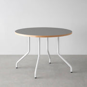 THE CAFE TABLE / リノリウム 全24色　White Steel 4本脚 × ラウンド φ81 - 100