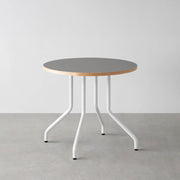 THE CAFE TABLE / リノリウム 全24色　White Steel 4本脚 × ラウンド φ61 - 80
