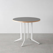 THE CAFE TABLE / リノリウム 全24色　White Steel 4本脚 × ラウンド φ61 - 80