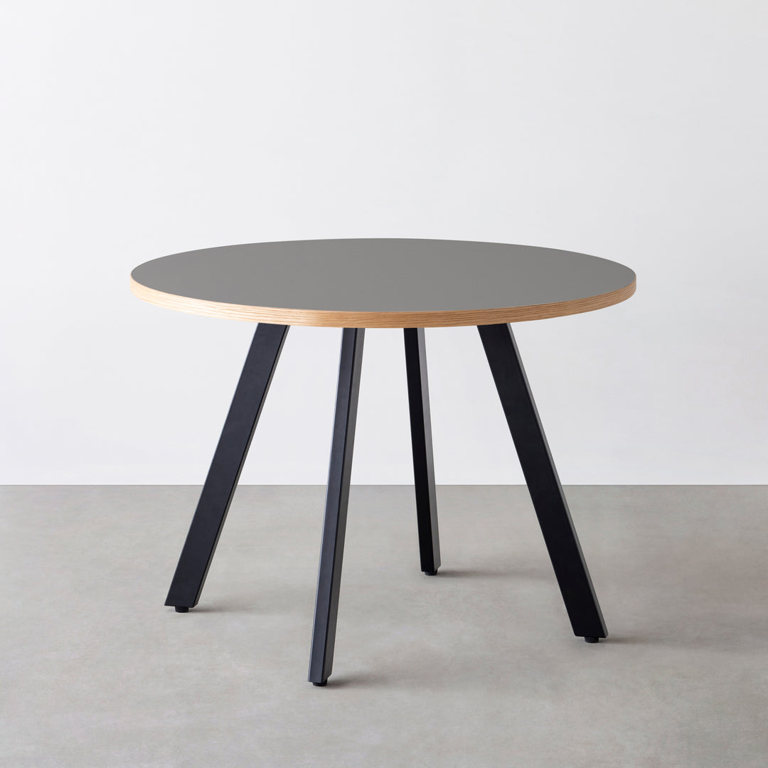 THE CAFE TABLE / リノリウム 全24色 Black Steel 4本脚