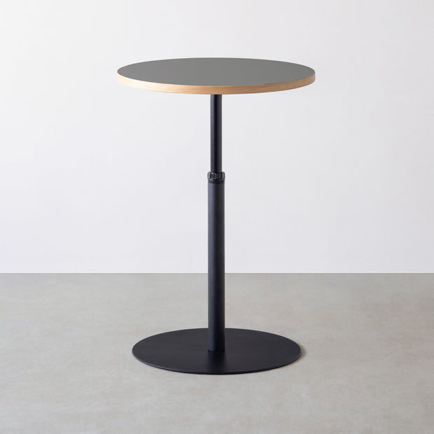 THE CAFE TABLE / リノリウム 全24色　Black Steel 1本脚 × ラウンド φ61 - 70