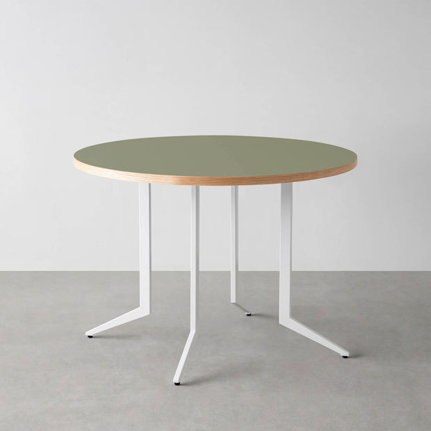 THE CAFE TABLE / リノリウム 全24色　White Steel 4本脚 × ラウンド φ81 - 100