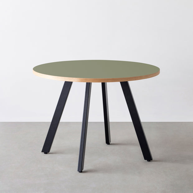 THE CAFE TABLE / リノリウム 全24色　Black Steel 4本脚 × ラウンド φ81 - 100