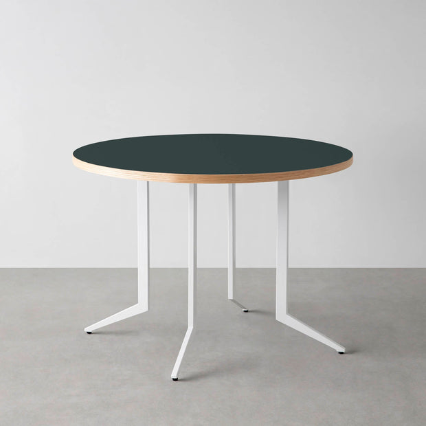 THE CAFE TABLE / リノリウム 全24色　White Steel 4本脚 × ラウンド φ81 - 100