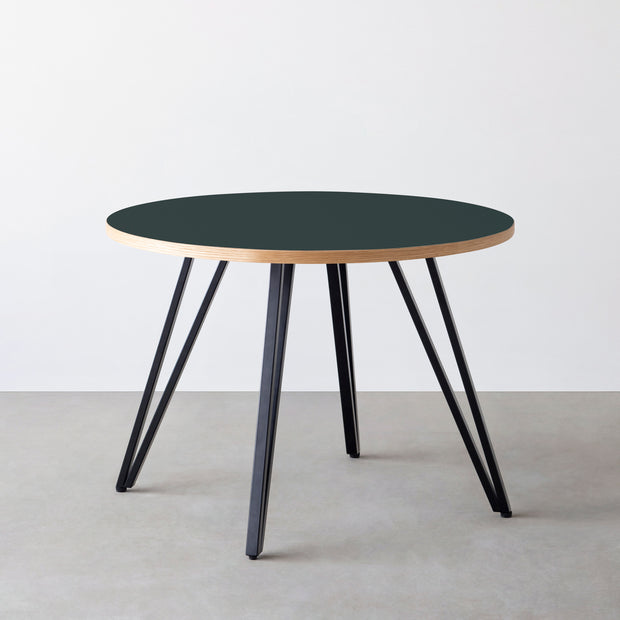THE CAFE TABLE / リノリウム 全24色　Black Steel 4本脚 × ラウンド φ81 - 100