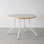 THE CAFE TABLE / リノリウム 全24色　White Steel 4本脚 × ラウンド φ81 - 100